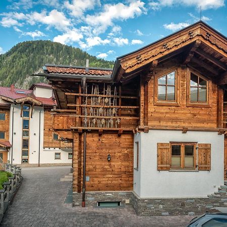 Alpenliving Lägenhet Mayrhofen Exteriör bild